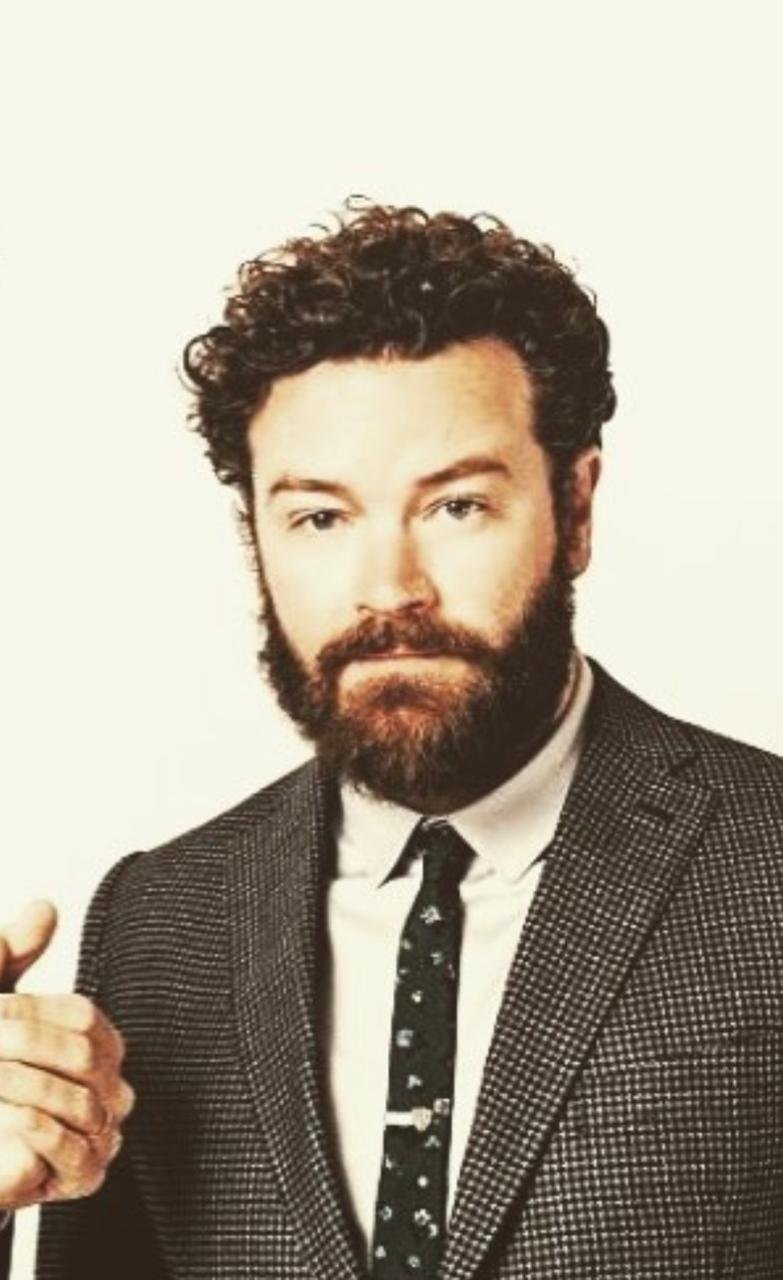 Justiça mantém pena de 30 anos do ator Danny Masterson por estupro