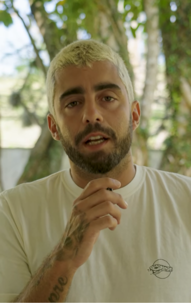 Pedro Scooby é citado em ação contra pai acusado de usar ex-funcionária como “laranja”