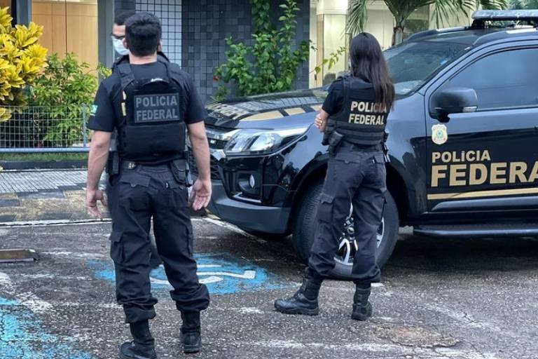 Agentes da PF realizam operação na SSP-AM nesta quinta-feira
