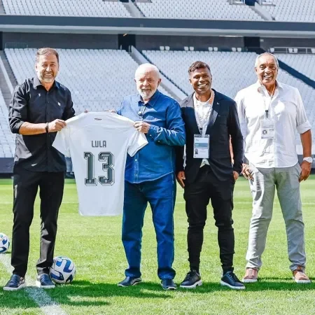 Corinthians parabeniza Lula após reeleição em meio à polêmica envolvendo bets
