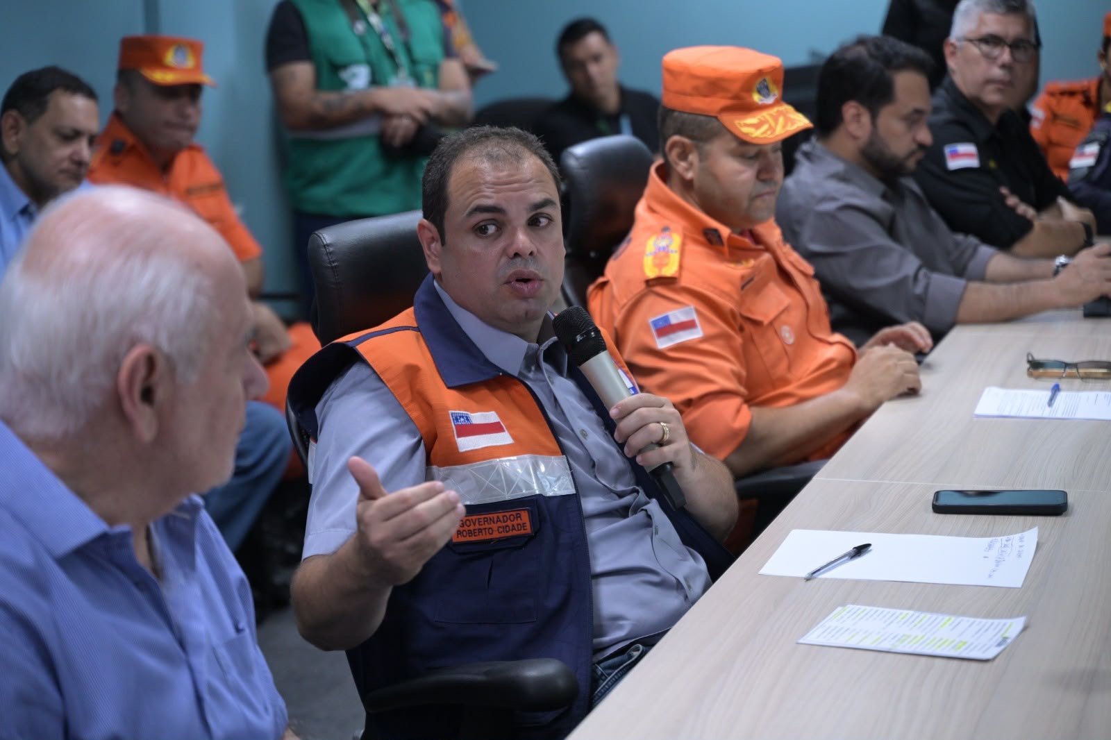 Governo do Amazonas reforça efetivo e monitoramento do ar para enfrentar pico da estiagem e queimadas