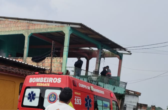 Homem é eletrocutado ao trabalhar em telhado na Zona Leste de Manaus