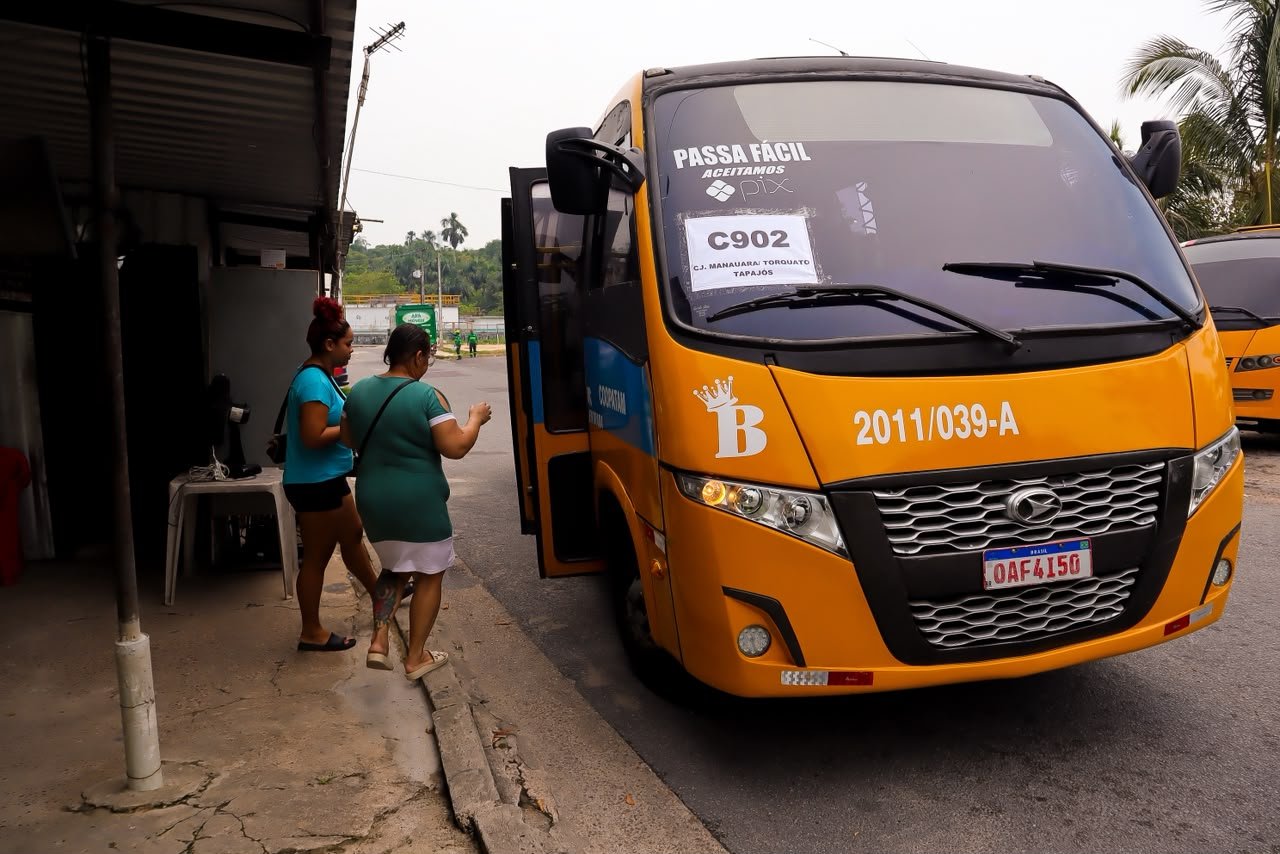 Nova linha de ônibus começa a operar no Santa Etelvina; veja o itinerário