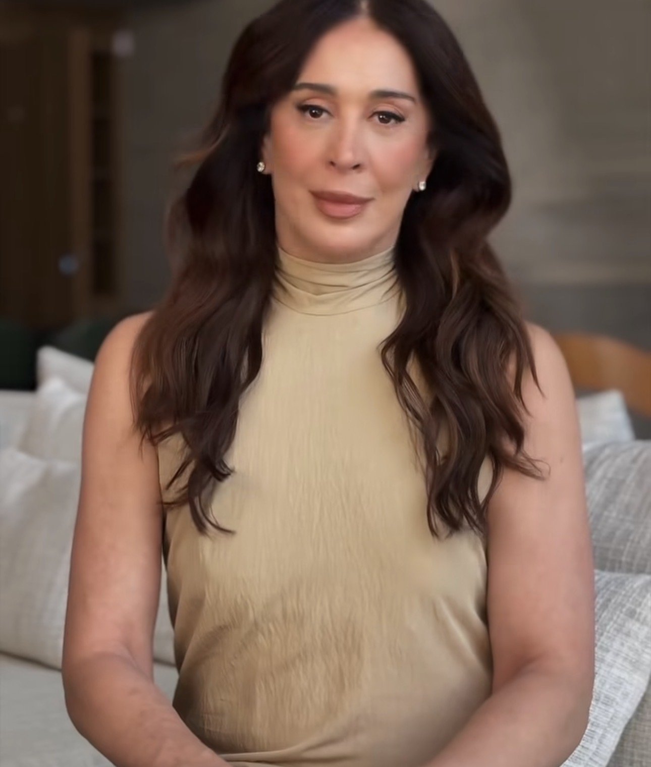 Claudia Raia revela ter sido presa na Argentina: “fichadíssima”
