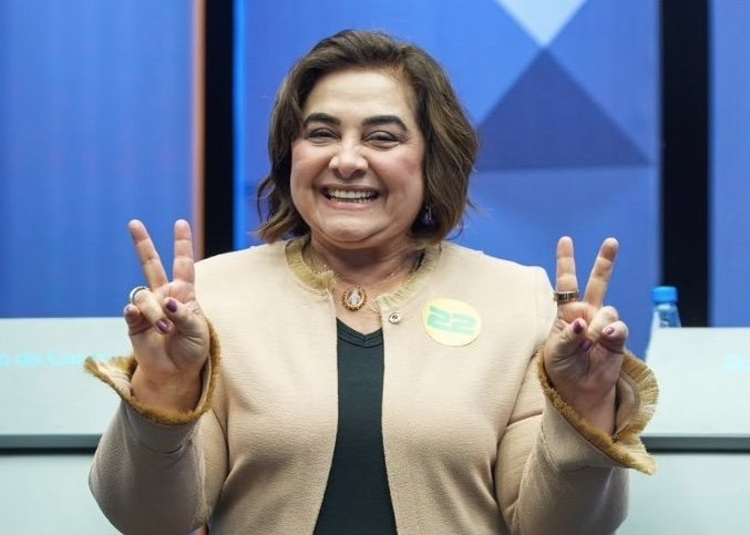 Saiba onde e a que horas a Professora Maria vota neste domingo em Manaus
