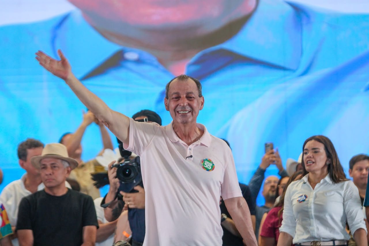 Sexta de articulação e imprensa: Acompanhe a agenda de Omar Aziz