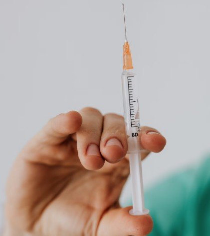 Injeção semestral que previne HIV terá preço de até R$ 20,9 mil no Brasil