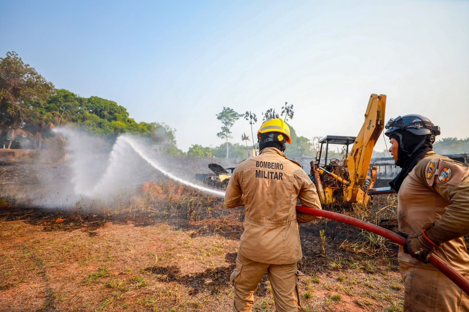 Com alta de 540% em incêndios, Amazonas reforça equipes, frota e restringe o uso do fogo