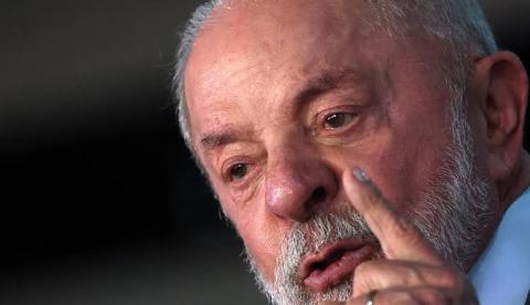 PT sobe tom e diz que Brasil será dominado por milícias e tráfico se Flávio for eleito