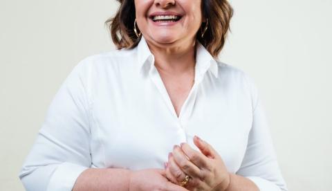 Maria do Carmo cumpre agenda de campanha com gravação e reuniões nesta quinta-feira