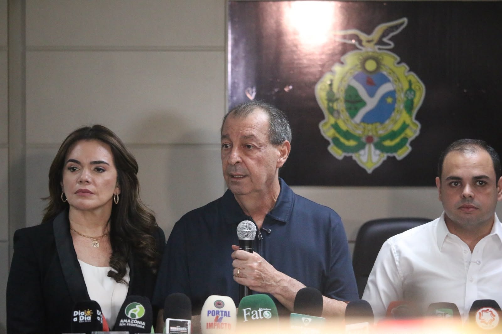 Transição no Amazonas: Roberto Cidade promete transparência a Omar Aziz e Alessandra Campelo