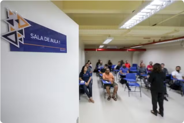 Detran-AM abre 1.180 vagas gratuitas em cursos de trânsito para novembro