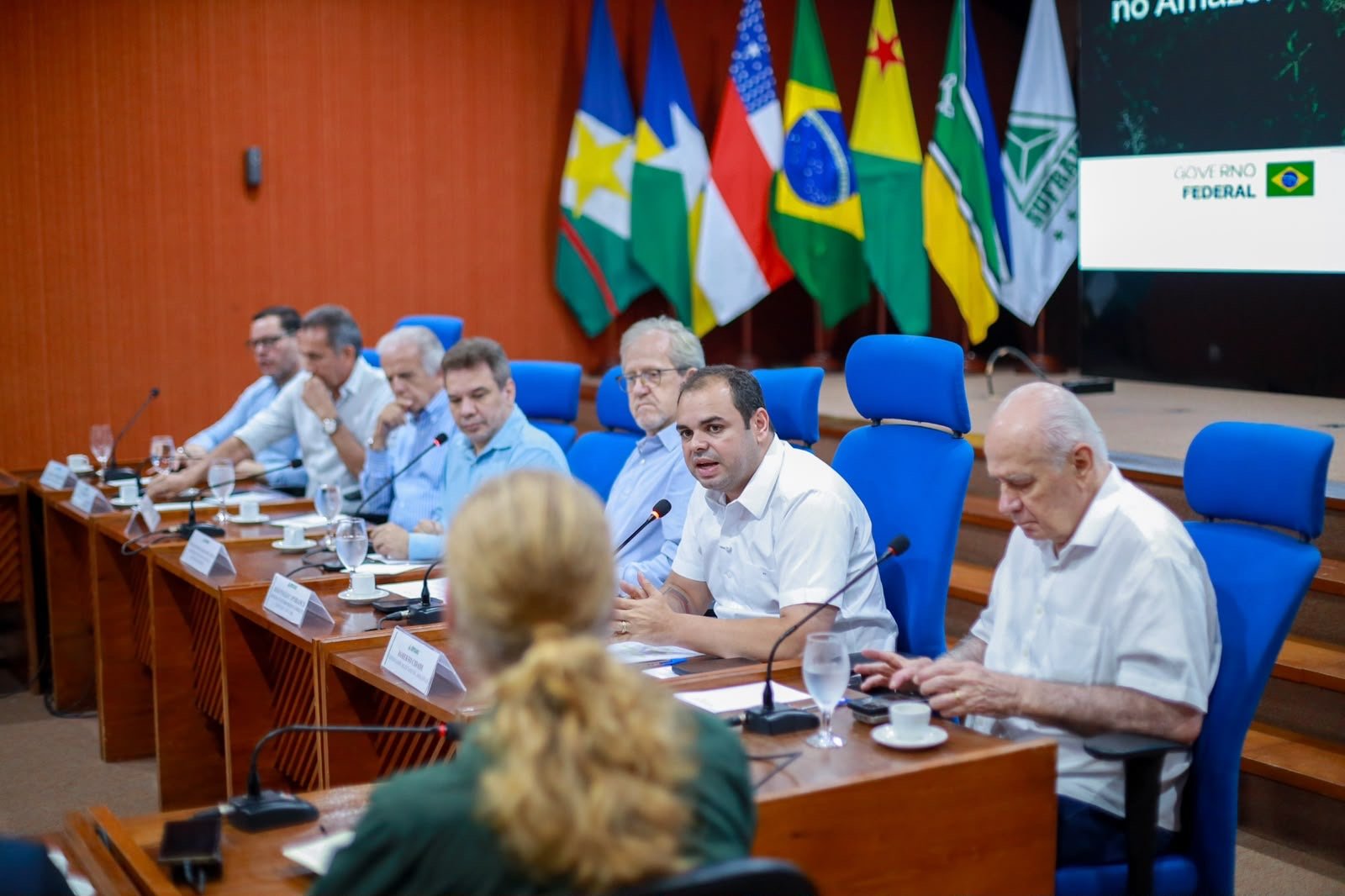 "Não vamos tolerar": Roberto Cidade determina rigor total e caça a responsáveis por queimadas
