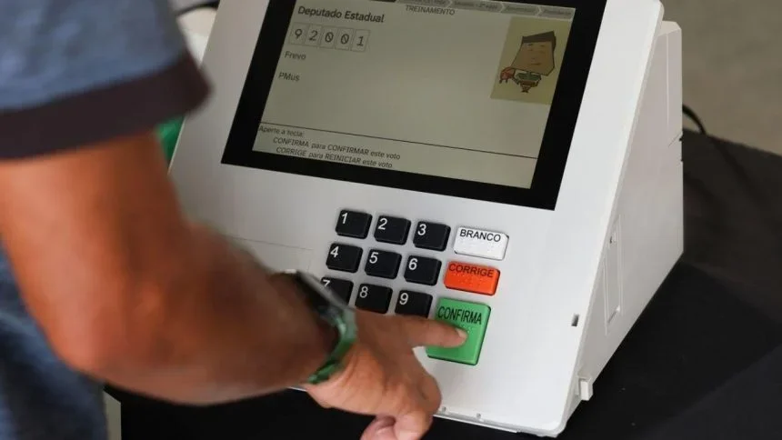 Perdeu a votação? Veja como justificar a ausência e manter o título regular