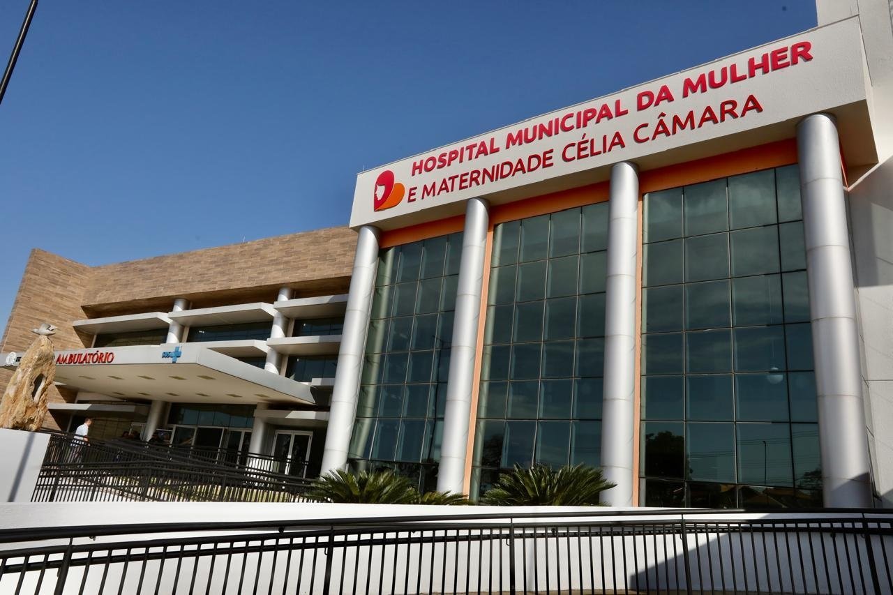 Médica é investigada após mensagem sobre manter pacientes 'petistas' internados durante eleição
