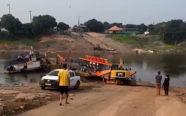 BR-319: Travessia no Rio Igapó-Açu é retomada para veículos leves