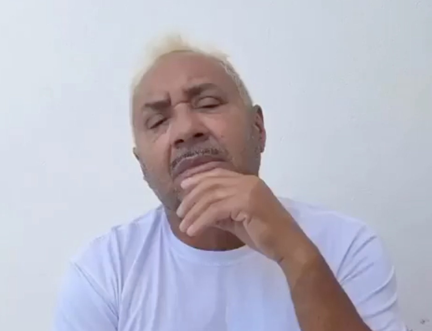 Tiririca quebra o silêncio após derrota no Ceará: "Santo de casa não faz milagre"