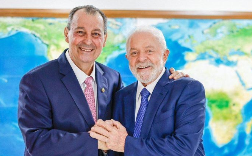Omar Aziz se reúne com Lula para alinhar prioridades do Amazonas a partir de 2027