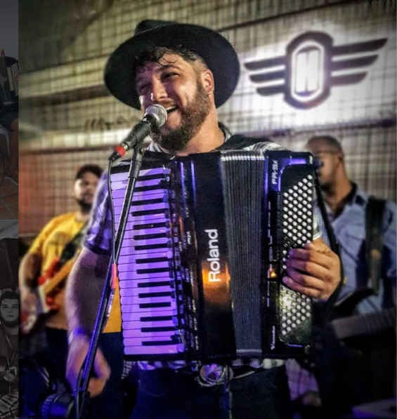 Cantor sertanejo morre aos 38 anos após sofrer infarto