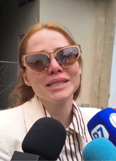 Letícia Colin se emociona ao falar sobre Lua Blanco em velório