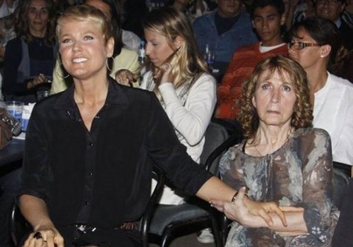 Xuxa fala sobre o estado de saúde da mãe: "Ela não está bem"