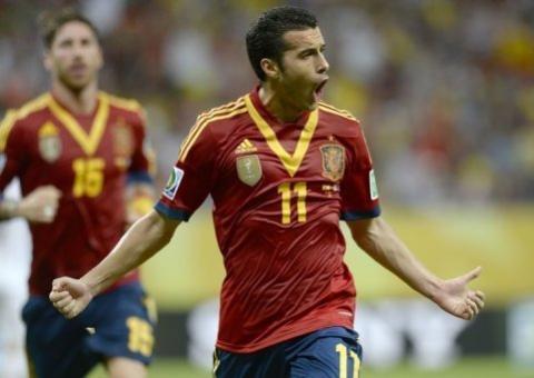 Com qualidade e paciência, Espanha derrota Uruguai por 2-1