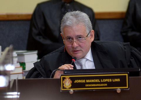 Acusado de suposta trama para matar  prefeito pode viajar sem autorização de juiz