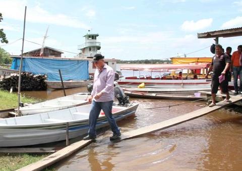 Artur diz que ribeirinhos não serão mais abandonados