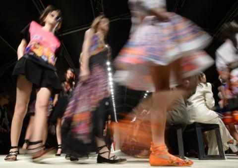  Luxo volta às passarelas de Milão