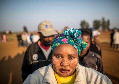 Sul-africanos votam nas primeiras eleições sem Mandela