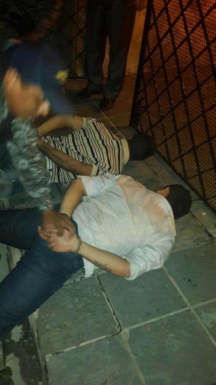 Dupla que manteve 11 como reféns em consultório odontológico é presa