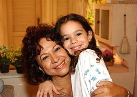 Atriz Manoelita Lustosa morre aos 72 anos