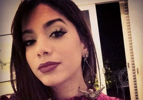 Anitta acusa ex-empresários de tê-la roubado R$ 2,5 milhões
