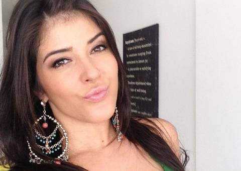 Despublicado: Bailarinas do Faustão brigam por sertanejo em bastidores da Globo