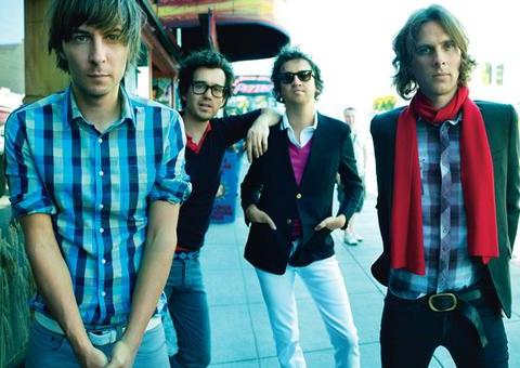 Confira ¨Entertainment¨, nova música do Phoenix
