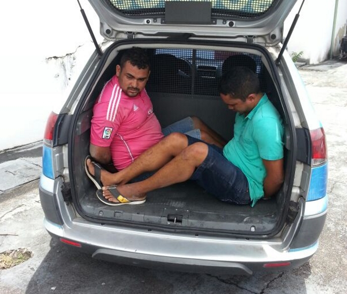  Quadrilha é presa depois de roubar 2,4 toneladas de feijão