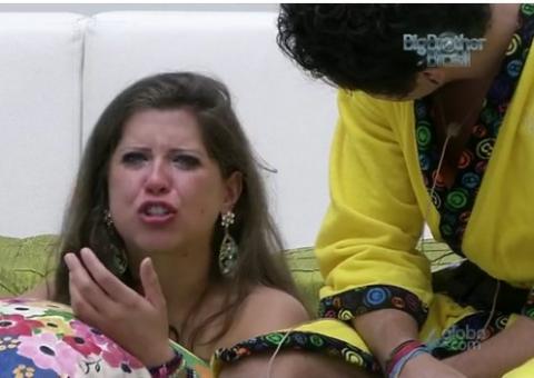 Andressa diz a Nasser: ¨Não queria gostar de você, mas eu gosto¨