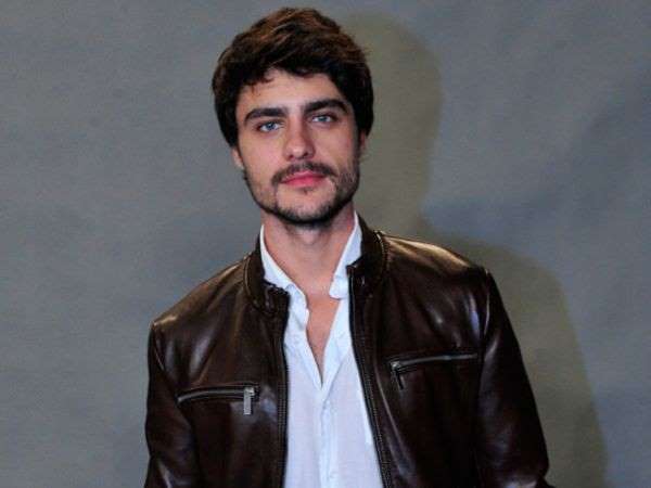 Bêbado, ator da Globo se envolve em confusão com vizinhos