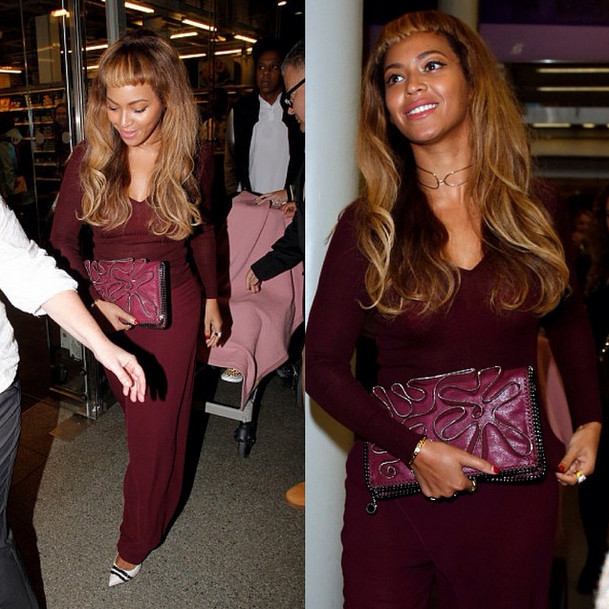 De férias com a família, Beyoncé aparece com visual exótico 