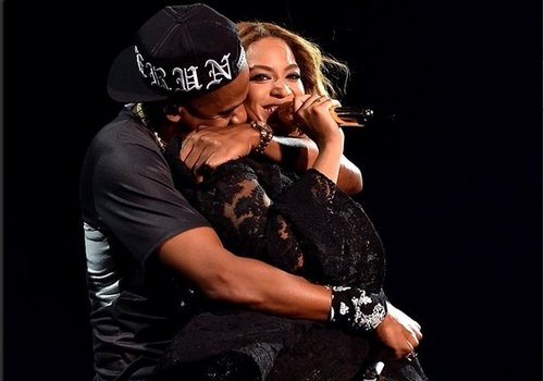 Mãe de Beyoncé nega crise no casamento da filha