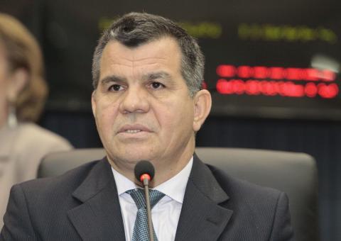 Bosco manda detalhar informações sobre licitação