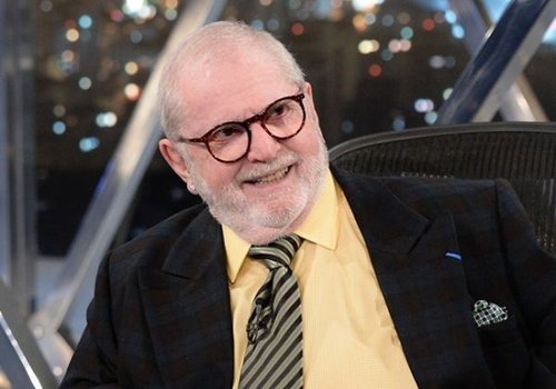 Jô Soares deixa hospital após diagnóstico de pneumonia