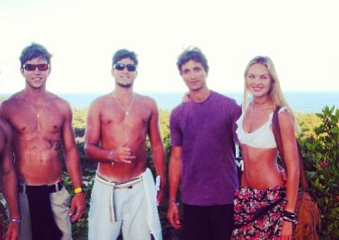 Modelo da Victoria's Secret torce por BBB André 