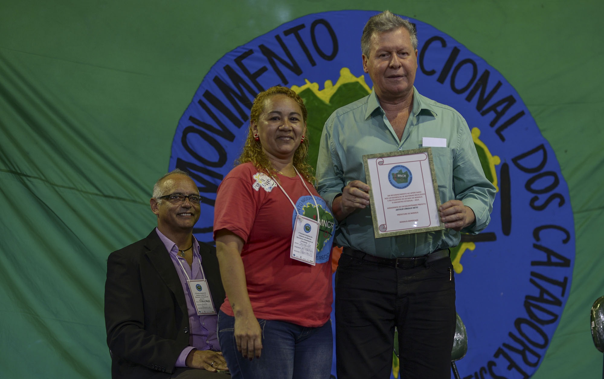 Arthur é homenageado pelo de movimento dos catadores de resíduos sólidos