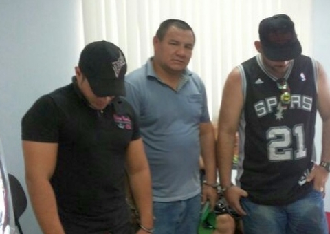 Clone vai abastecer e proprietária descobre fraude com seu carro