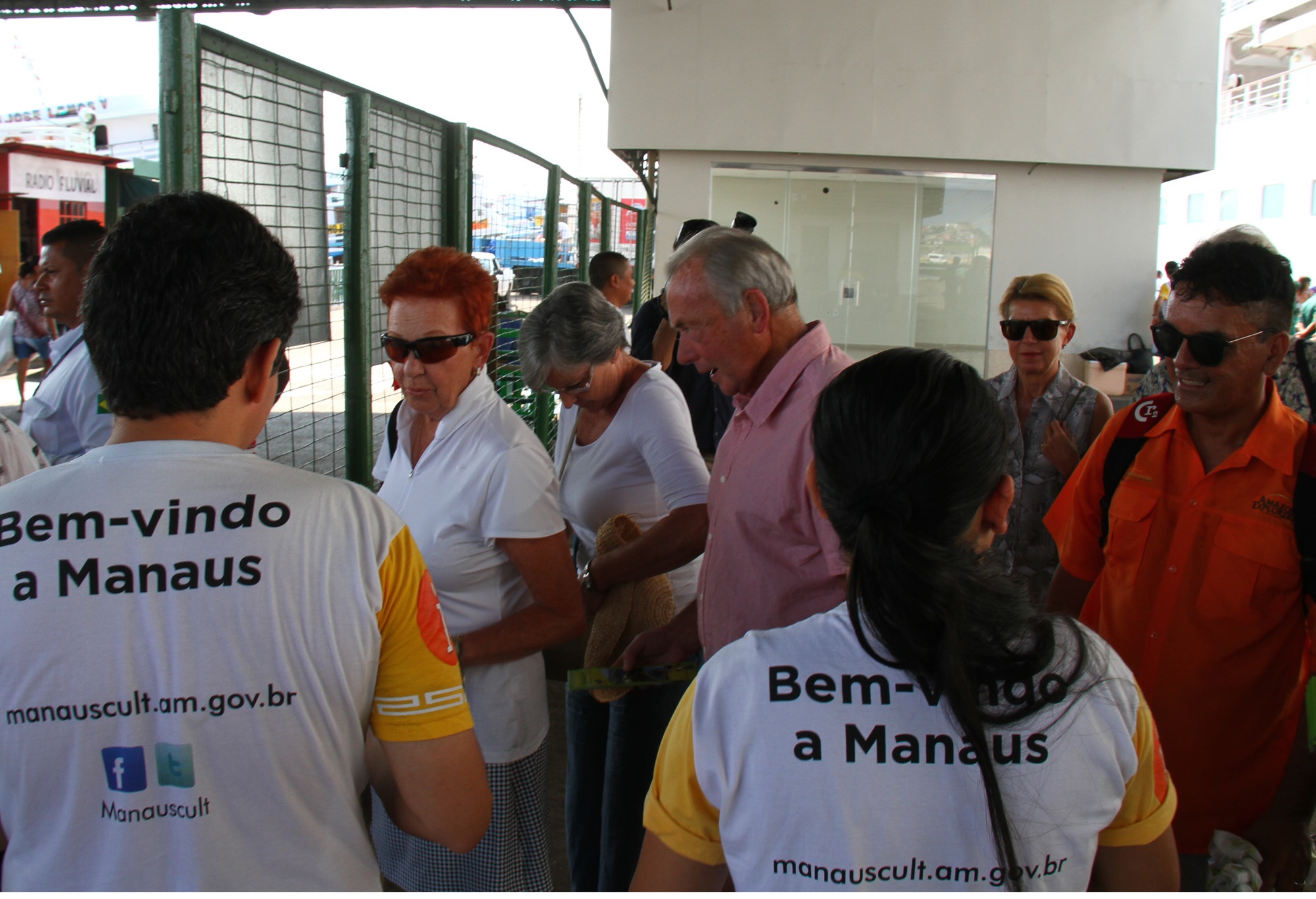  Transatlânticos chegam a Manaus com mais de 1,4 mil estrangeiros