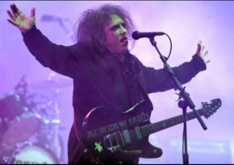 The Cure promove campanha da Anistia Internacional em turnê 