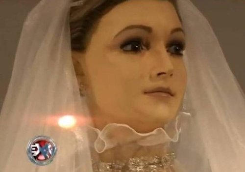 Manequim de loja pode ser defunto embalsamado