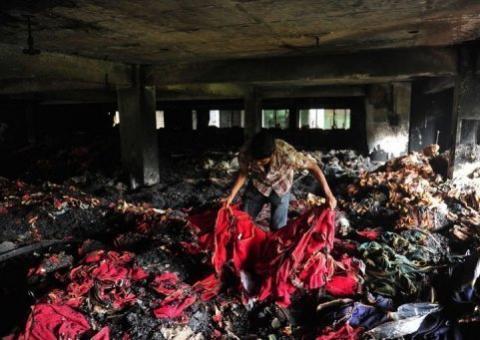 Número de mortos no desabamento de Bangladesh chega a 1.006