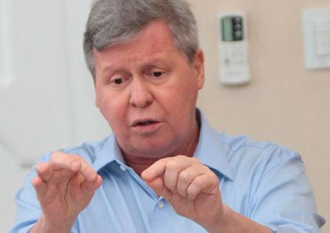 Artur diz que déficit da prefeitura é de R$ 240 milhões
